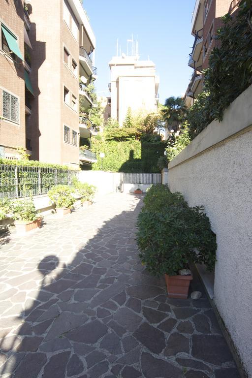 B&B Viale Dei Colli Portuensi 589 Rom Zimmer foto